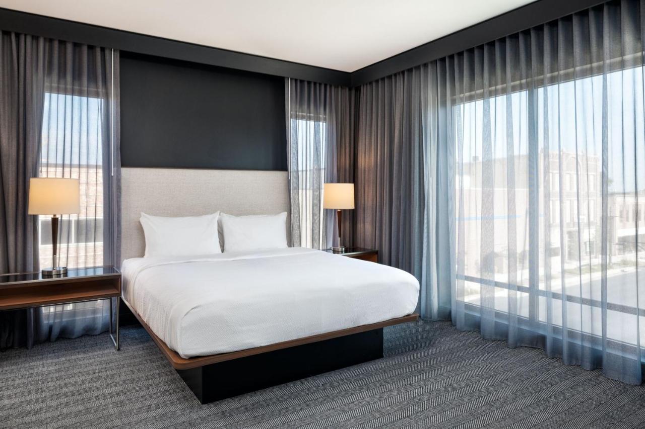 Courtyard By Marriott Owatonna Downtown Hotel Eksteriør billede